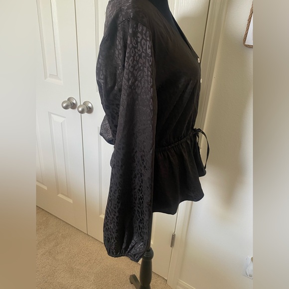 Anne Klein blouse - Picture 5 of 9